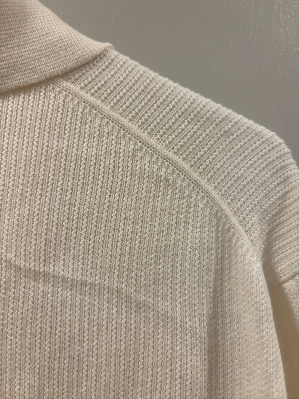 Banana Republic lightweight cream
